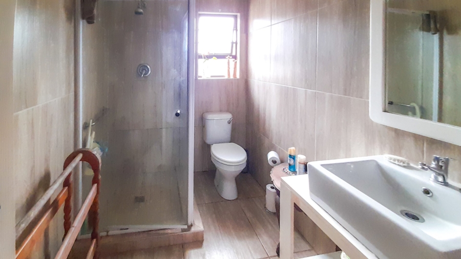 4 Bedroom Property for Sale in Gonubie Eastern Cape